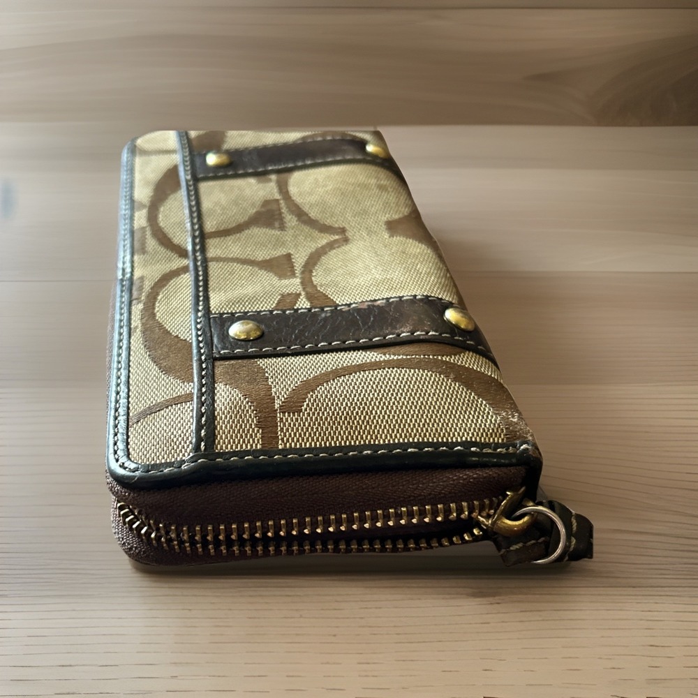 Vintage Coach Signature Logo Canvas & Leather zip around Wallet Tan Brown VTG - Picture 8 of 9